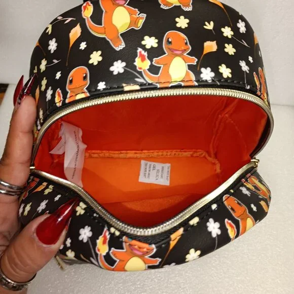 Loungefly Charmander Daisy print bag, wallet and make up bag Set NWT - Picture 4 of 11